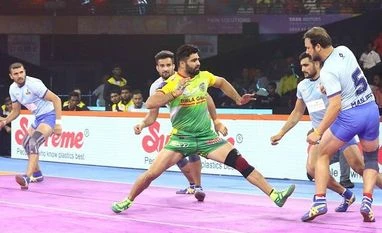 PKL: Tamil Thalaivas tie U Mumba 30-30 in closely fought match Patna Pirates vs Tamil Thalaivas, pardeep Narwal, PKl 2019