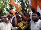 Members of Azad Hind Fauz Celebrating the Article 370 and 35A Wave off in Jammu And Kashmir at Jantar Mantar in New Delhi (Photo- Dalip Kumar) Members of Azad Hind Fauz Celebrating the Article 370 and 35A Wave off in Jammu And Kashmir at Jantar Mantar in New Delhi (Photo- Dalip Kumar)