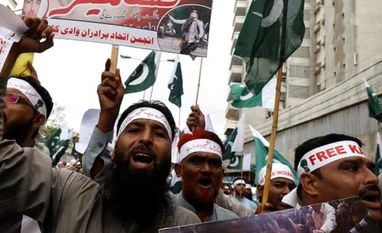 China and Muslim countries silent, Pakistan alone protests Kashmir move Pakistan, Article 370, Kashmir