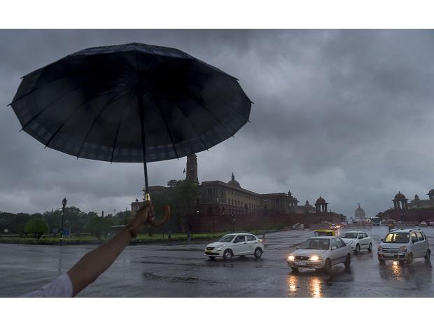 Forecaster Skymet Weather's Vice President Mahesh Palawat said that the monsoon turf has moved to North India and the weather will continue to remain the same till Wednesday, following which it will move to South India Forecaster Skymet Weather's Vice President Mahesh Palawat said that the monsoon turf has moved to North India and the weather will continue to remain the same till Wednesday, following which it will move to South India