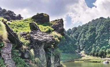 Eyeing to attract Rs 20K cr investments, Himachal to speedily transfer land Himachali village called Jibhi