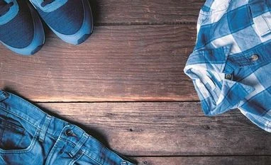 Does Flipkart's fashion gambit run the risk of falling between two stools? Does Flipkart's fashion gambit run the risk of falling between two stools?