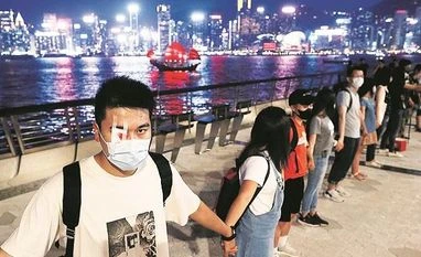 No umbrellas, please: Hong Kong tells protesters not what to carry in talks hong kong protests