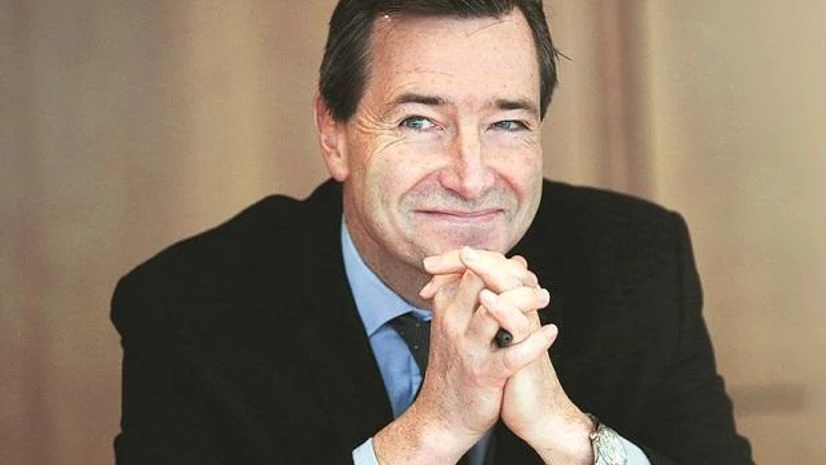 "The FT is 100 per cent owned by Nikkei, which is hundred per cent owned by its employees. Therefore, we are able to take a long-term view independent of corporate pressure" John Ridding CEO, Financial Times "The FT is 100 per cent owned by Nikkei, which is hundred per cent owned by its employees. Therefore, we are able to take a long-term view independent of corporate pressure" John Ridding CEO, Financial Times