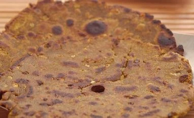 Thalipeeth Methi Thalipeeth, a dish for diabetics, made from mixing bhajnee or multigrain flour with fenugreek leaves, turmeric, onion, salt, olive oil and low-fat natural yogurt