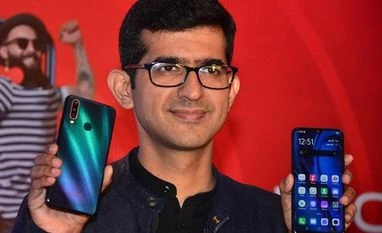 China's Vivo expands mobile production capacity in India to 33.4 mn/year File Photo: Nipun Marya, director-brand strategy, VIVO India at the launch of U10 Photo: Sanjay K Sharma