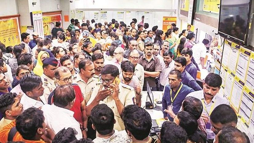 RBI places restrictions on Punjab & Maharashtra Coop Bank's biz for 6