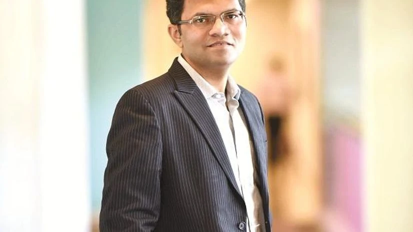 SHreyash Devalkar, Axis Mutual Funds Shreyash Devalkar, Fund Manager, Axis Mutual Funds