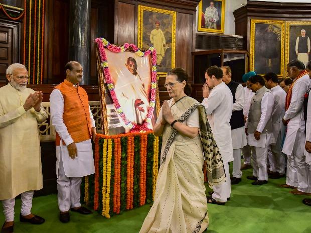 Congress President Sonia Gandhi, Congress leader Rahul Gandhi and others during a tribute-paying ceremony Congress President Sonia Gandhi, Congress leader Rahul Gandhi and others during a tribute-paying ceremony