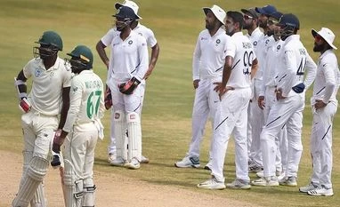 Ashwin a wicket away from Muralitharan's record of fastest 350 Test scalps India cricket team, South Africa tour of India