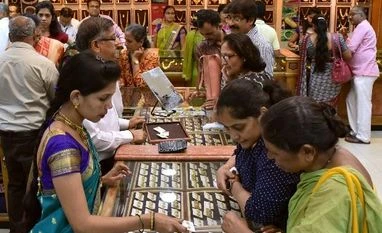 Gem and jewellery export down 7.6% to Rs 1.3 trillion in first half gold jewellery