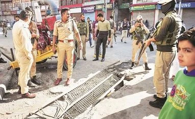 Five injured in a grenade attack by suspected militants in Srinagar Srinagar grenade blast