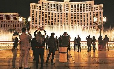 Las Vegas Sands sells Vegas properties for about $6.25 billion Las Vegas Sands sells Vegas properties for about $6.25 billion