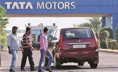 Moody's assigns Ba3 rating to Tata Motors' proposed senior unsecured notes Tata Motors Q2 loss narrows to Rs 217 crore on better JLR performance