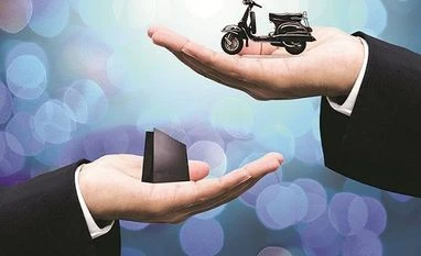 Slowdown blues: As costs spiral, two-wheeler buyers take the credit route credit, two-wheelers credit, auto finance, bike credit, bike on lons, loan, bike