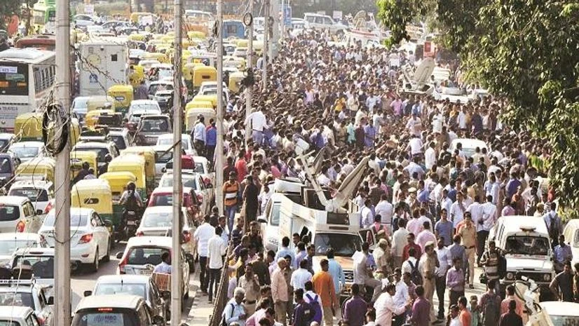 Traffic comes to a standstill at ITO in central Delhi amid protests outside the police headquarters on Tuesday PHOTOs: Sanjay K Sharma Traffic comes to a standstill at ITO in central Delhi amid protests outside the police headquarters on Tuesday PHOTOs: Sanjay K Sharma