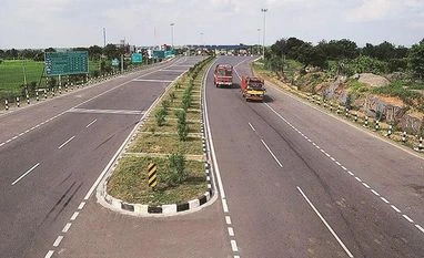 National highway projects worth Rs 10k-cr okayed under hybrid annuity model How 'national highway' status for roads is hurting govt's finances