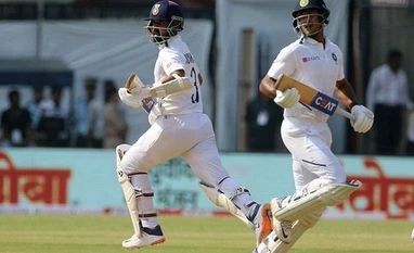 Ind vs Ban: Agarwal continues fine run, India reach 188/3 at lunch on Day 2 India vs Bangladesh 1st Test, Mayank Agarwal