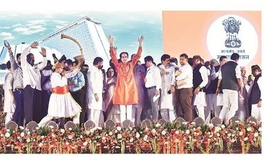 Maharashtra mulls national anthem before public events in colleges Members of the Maharashtra Vikas Aghadi celebrate after Uddhav Thackeray took oath as chief minister, at Shivaji Park in Mumbai on Thursday | Photos: Kamlesh Pednekar