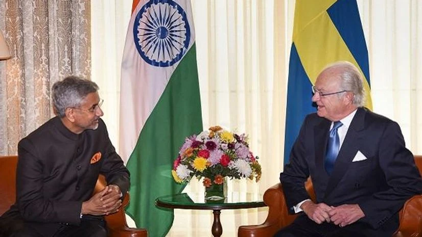 Sweden, King Carl XVI Gustaf, Jaishankar, New Delhi: External Affairs Minister S Jaishankar with King of Sweden Carl XVI Gustaf during a meeting, in New Delhi, Monday, Dec. 2, 2019 | PTI Photo