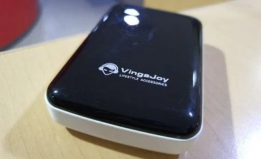 Vingajoy power bank review: A compact charger for all your gadgets Vingajoy portable charger