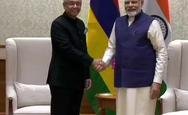 PM Modi meets Mauritius counterpart Jugnauth, assures extensive cooperation Narendra Modi Judnauth