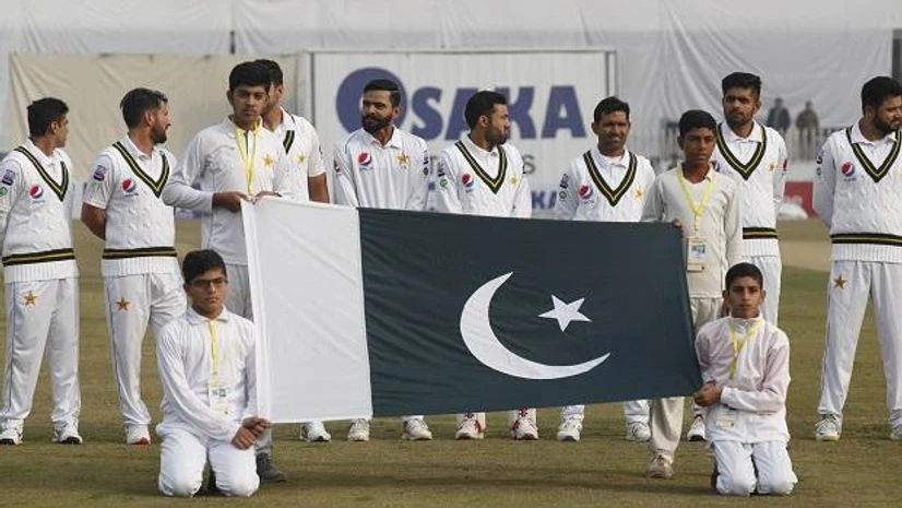 Pakistan team would be better off in UK than in its own country: Holding Pakistan team would be better off in UK than in its own country: Holding
