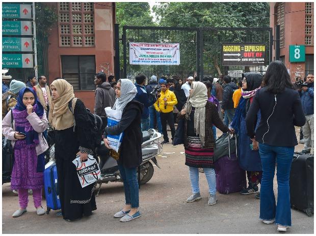 Students leave from Jamia Millia Islamia as the university is closed till Jan. 5 Students leave from Jamia Millia Islamia as the university is closed till Jan. 5