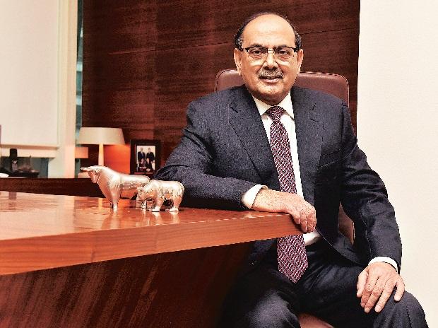 Veteran Banker Romesh Sobti set to join Aditya Birla Capital board