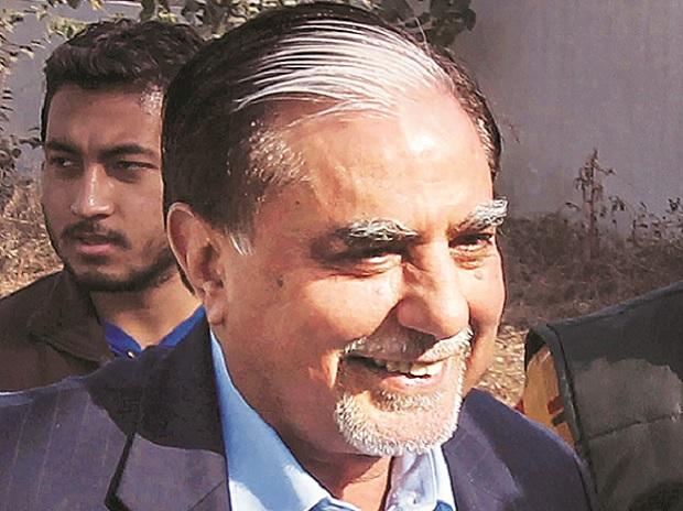 Chandra steps down as Zee Entertainment chairman (Nov 25) Chandra steps down as Zee Entertainment chairman (Nov 25)