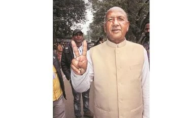 A giant killer without a party: How Saryu Roy defeated Raghubar Das saryu roy