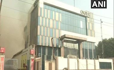 Delhi building collapses after blast during fire rescue ops; people trapped Delhi fire, fire,