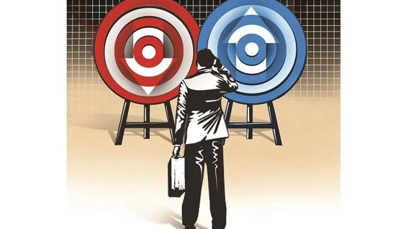 mutual funds, Markets Top mutual funds maintain leadership, smaller players lose assets