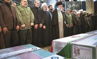 US-Iran tensions: Tehran vows revenge, US threatens sanctions against Iraq Qassem Soleimani funeral