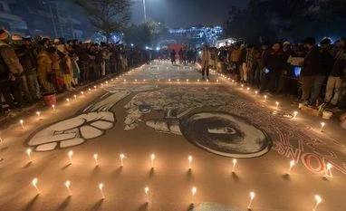 Shaheen Bagh: Delhi Police, govt urge protestors to vacate due to Covid-19 Shaheen Bagh, CAA Protest, NRC