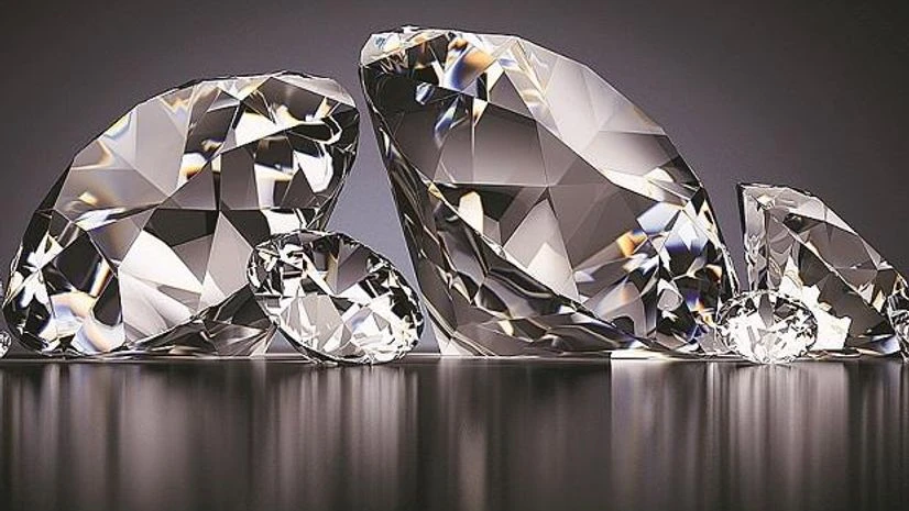 Lab-grown diamonds a rage in China and the West, but trend eludes India