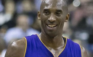 NBA legend Kobe Bryant, daughter killed in California helicopter crash Kobe Bryant, NBA
