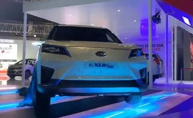 Auto Expo: Mahindra unveils electric variant of SUV KUV100 at Rs 8.25 lakh Mahindra eKUV100