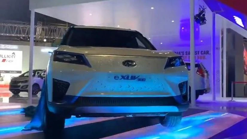 Mahindra eKUV100 Mahindra eKUV100