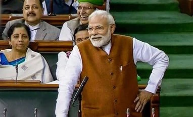 PM Modi fires salvos at Opposition leaders, dubs Rahul as 'tubelight' Modi
