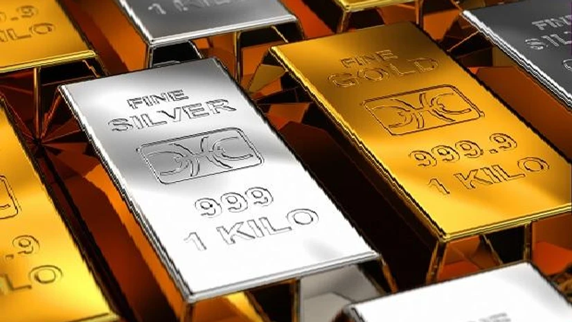 Gold rates unchanged; silver down by Rs 5,400 per kg in today's early trade