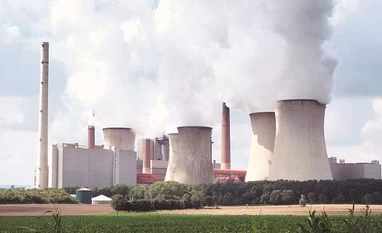 Scientists develop tech to convert carbon dioxide into hydrocarbon fuel emission