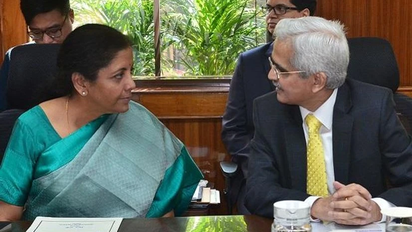 Nirmala Sitharaman and Shaktikanta Das Finance Minister Nirmala Sitharaman and RBI Governor Shaktikanta Das at a meeting on Saturday. Das refused to comment on the AGR ruling and its implications Photo: Sanjay K Sharma
