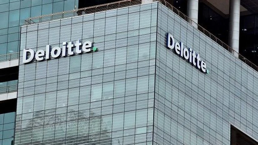 Deloitte Off Campus Drive for Freshers ₹20K a month