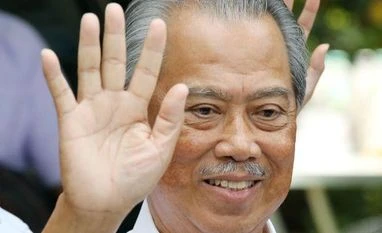 Mahathir loses power struggle, Muhyiddin Yassin to be sworn as PM on Sunday Muhyiddin Yassin