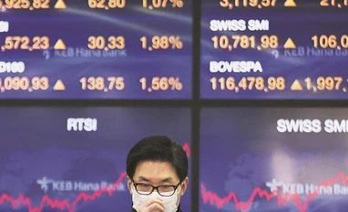 Coronavirus may shrink world economy, cause repeat of 2008 crisis: Report coronavirus, gold stocks