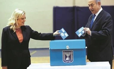 Protests keep up against Israeli PM Netanyahu as new election looms benjamin netanyahu, israel elections