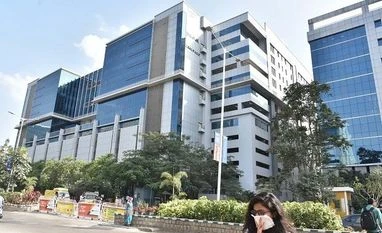 Coronavirus: Hyd IT park techie tests positive, firms send workers on leave Coronavirus