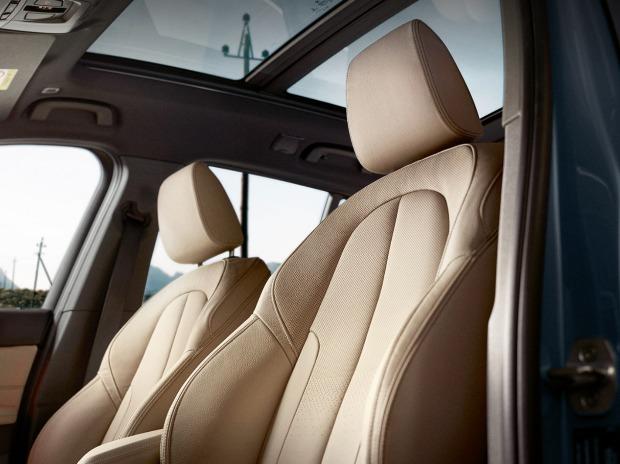 Sophisticated balance between driving dynamics and comfort Sophisticated balance between driving dynamics and comfort