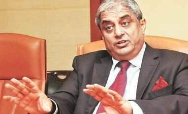HDFC Bank to name chief executive Aditya Puri's successor before April HDFC Bank CEO Aditya Puri